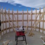 Bracing on curved wall